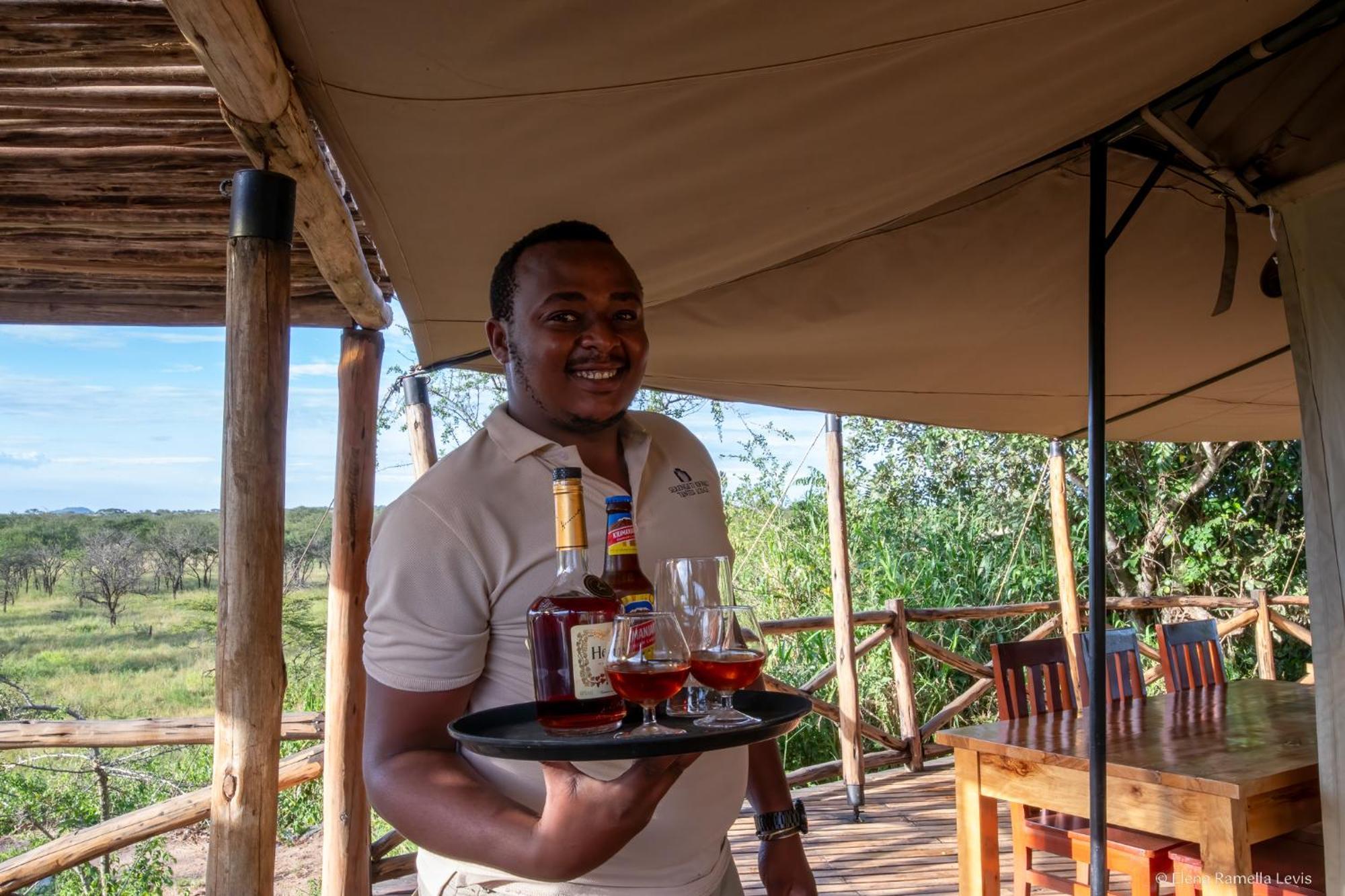 Serengeti Kifaru Tented Lodge Mugumu Bagian luar foto